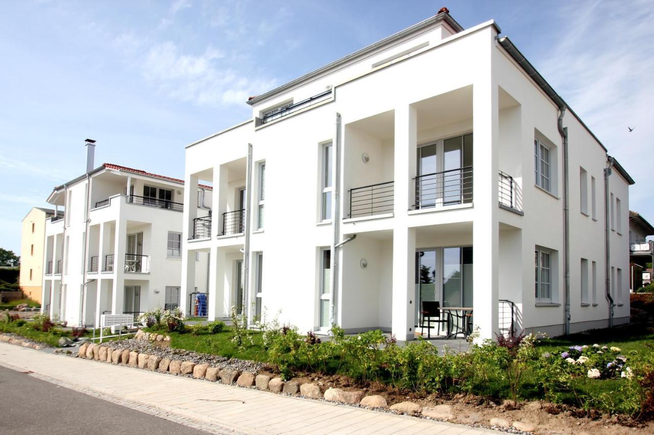 Terrasse, Gratis Nutzung Vom Ahoi Erlebnisbad Und Sauna In Sellin - Villa Antje Fewo 04 Goehren  Buitenkant foto