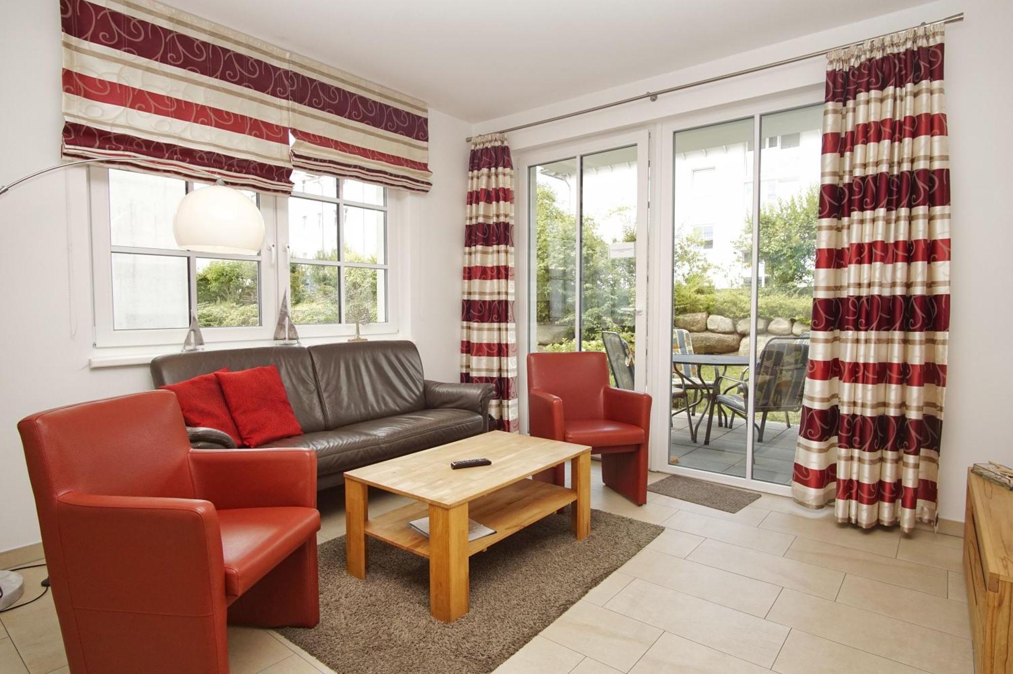 Terrasse, Gratis Nutzung Vom Ahoi Erlebnisbad Und Sauna In Sellin - Villa Antje Fewo 04 Goehren  Buitenkant foto
