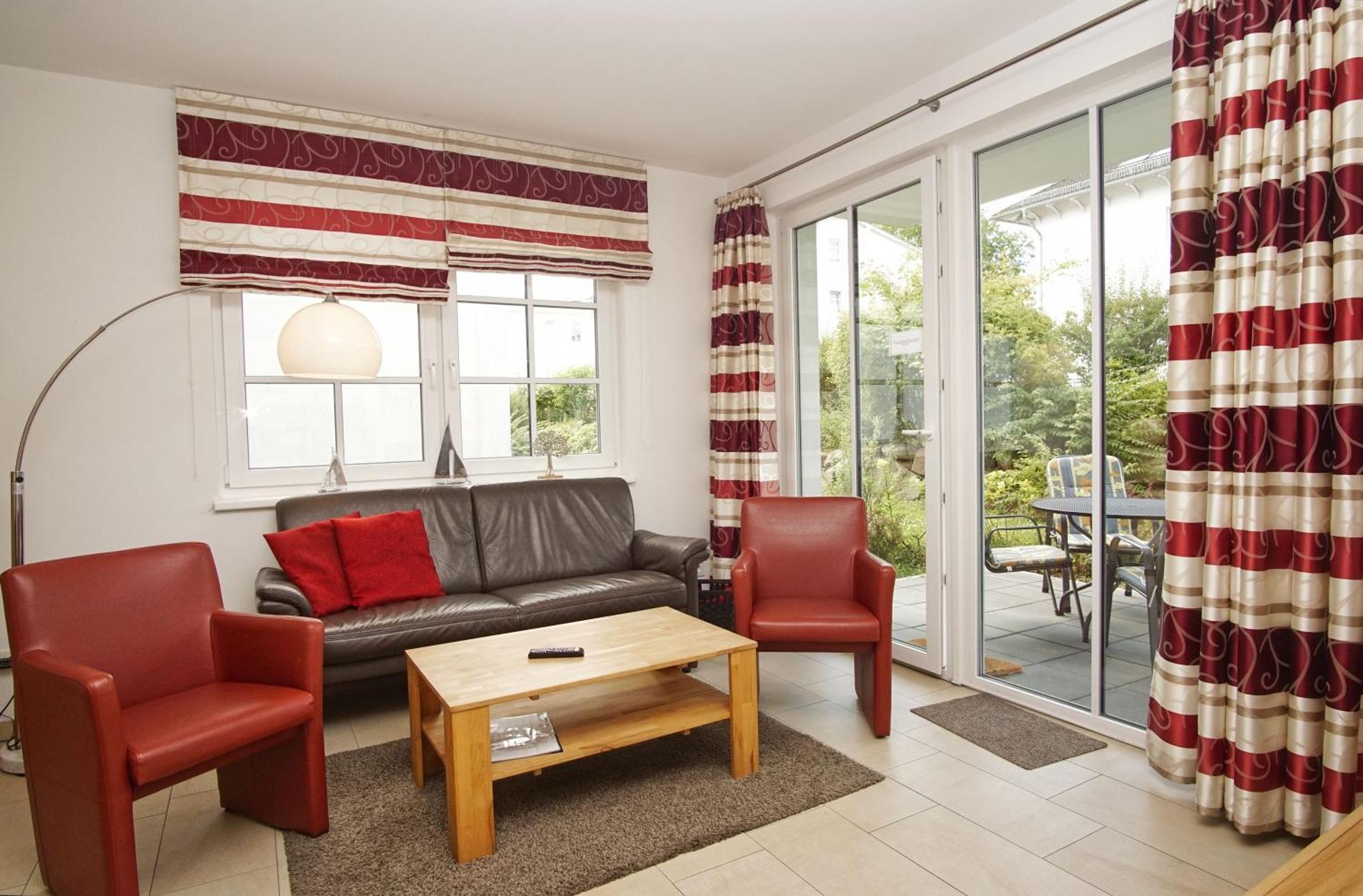 Terrasse, Gratis Nutzung Vom Ahoi Erlebnisbad Und Sauna In Sellin - Villa Antje Fewo 04 Goehren  Buitenkant foto